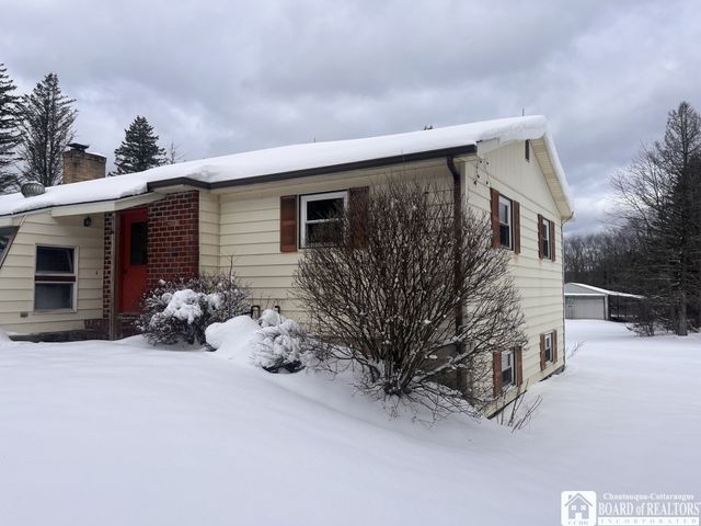 5550 Route 474, Harmony, NY 14710