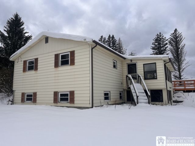 5550 Route 474, Harmony, NY 14710