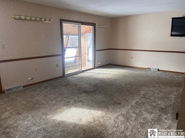 5550 Route 474, Harmony, NY 14710