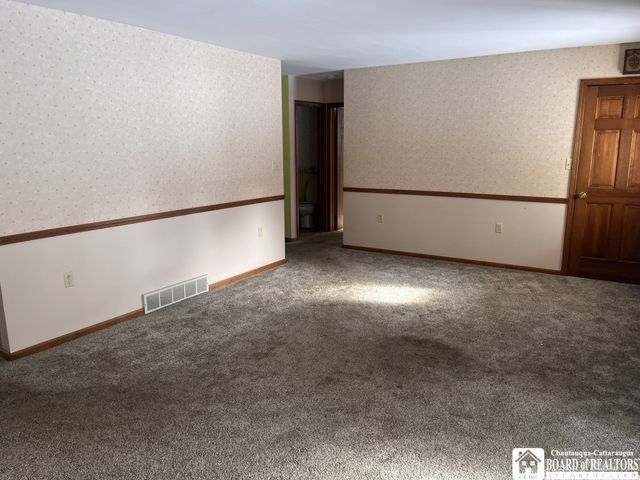 5550 Route 474, Harmony, NY 14710