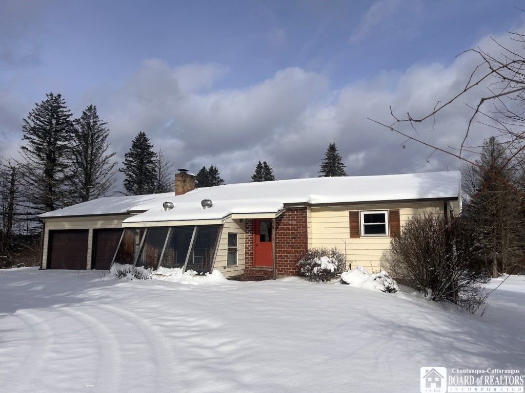 5550 Route 474, Harmony, NY 14710