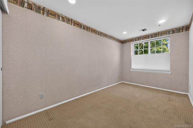 54 School Street 104, Westbury, NY 11590