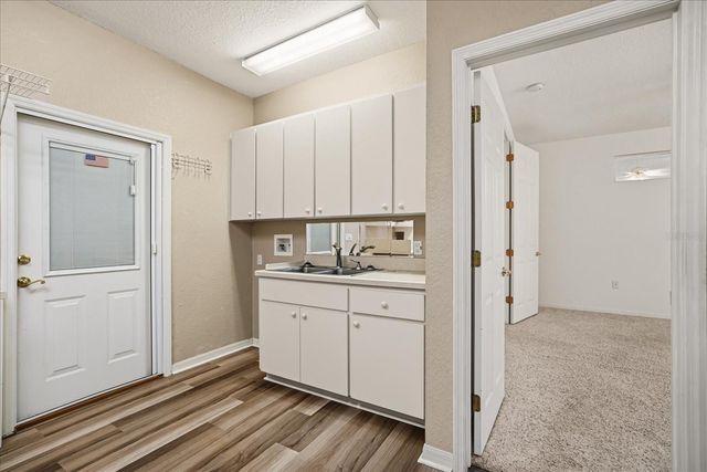 1075 MOTORCOACH DRIVE, Polk City, FL 33868