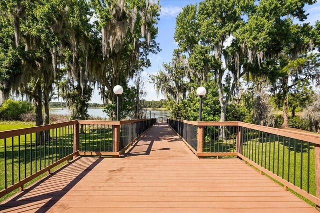 1075 MOTORCOACH DRIVE, Polk City, FL 33868