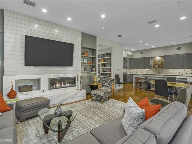 1059 N Pointe Circle, Shreveport, LA 71106