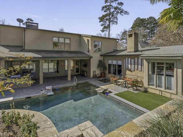 1059 N Pointe Circle, Shreveport, LA 71106