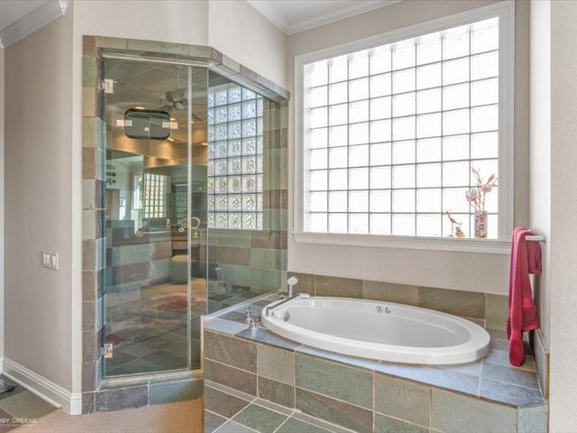 1059 N Pointe Circle, Shreveport, LA 71106