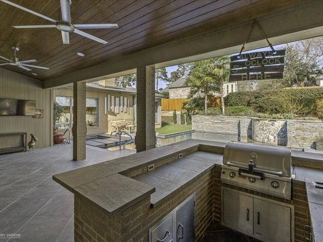 1059 N Pointe Circle, Shreveport, LA 71106