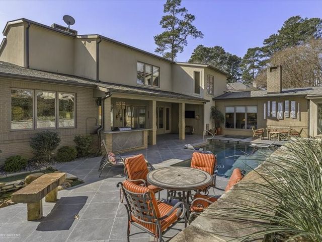 1059 N Pointe Circle, Shreveport, LA 71106