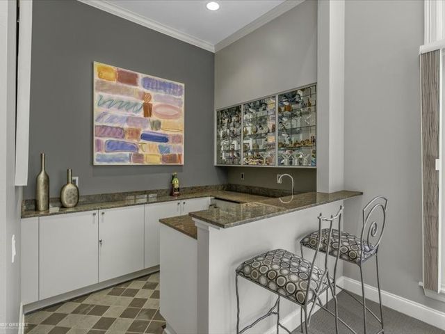 1059 N Pointe Circle, Shreveport, LA 71106