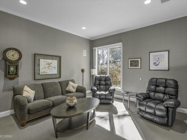 1059 N Pointe Circle, Shreveport, LA 71106