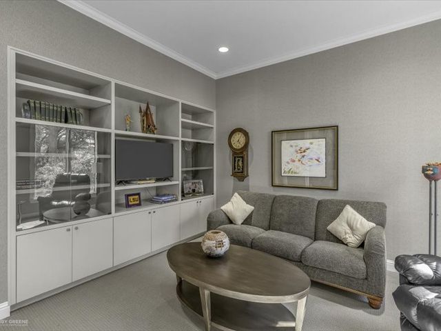 1059 N Pointe Circle, Shreveport, LA 71106