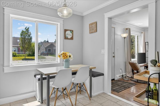 2217 Guthrie Avenue, Royal Oak, MI 48067