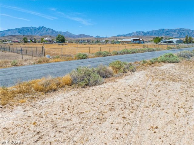 4610 Laurence Road, Pahrump, NV 89048