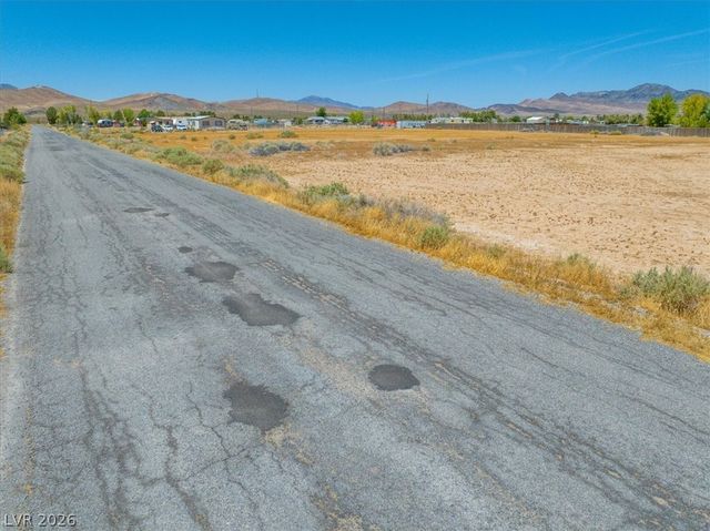 4610 Laurence Road, Pahrump, NV 89048