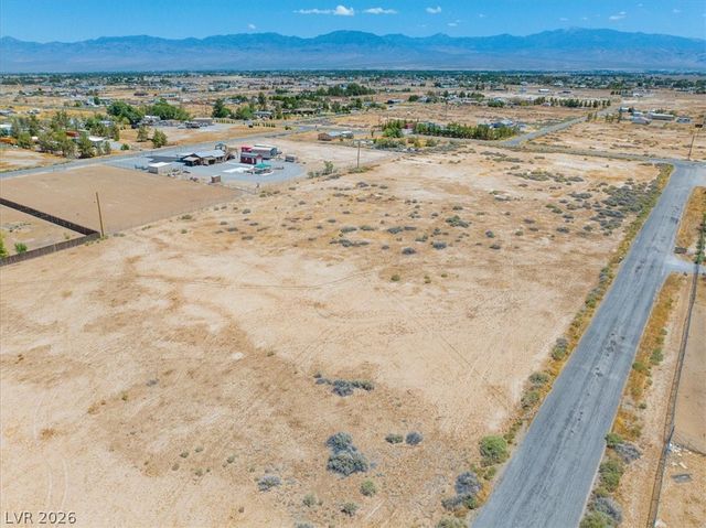 4610 Laurence Road, Pahrump, NV 89048