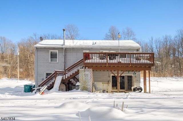 31 Meadow Ln, Vernon Twp., NJ 07462