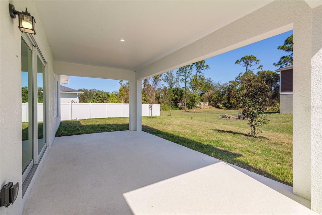 Image 8 of property listing at 18116 ALEXANDER AVENUE, Port Charlotte, FL 33954