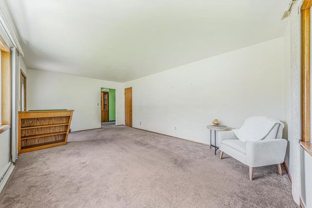 3332 W 1ST AVENUE, Appleton, WI 54914