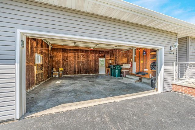 3332 W 1ST AVENUE, Appleton, WI 54914