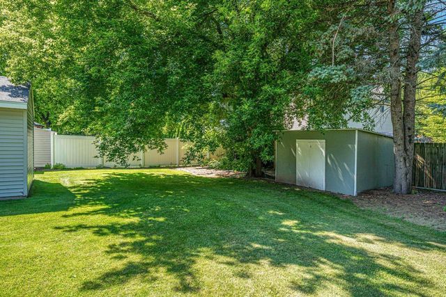 3332 W 1ST AVENUE, Appleton, WI 54914