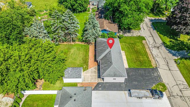 3332 W 1ST AVENUE, Appleton, WI 54914