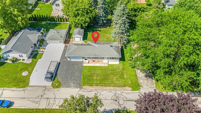 3332 W 1ST AVENUE, Appleton, WI 54914