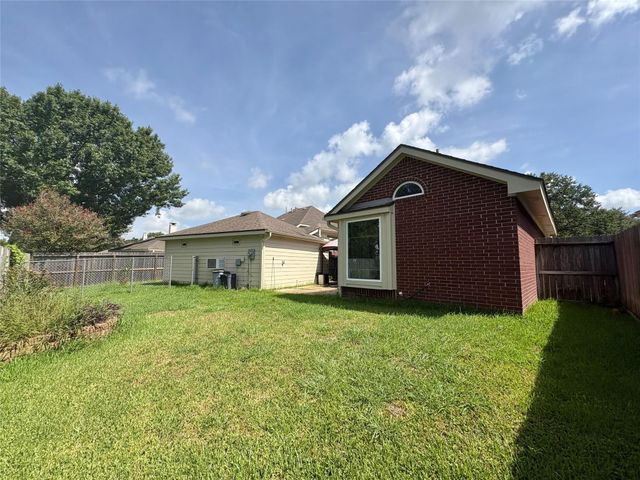 19523 Indian Hawthorn Drive, Houston, TX 77094
