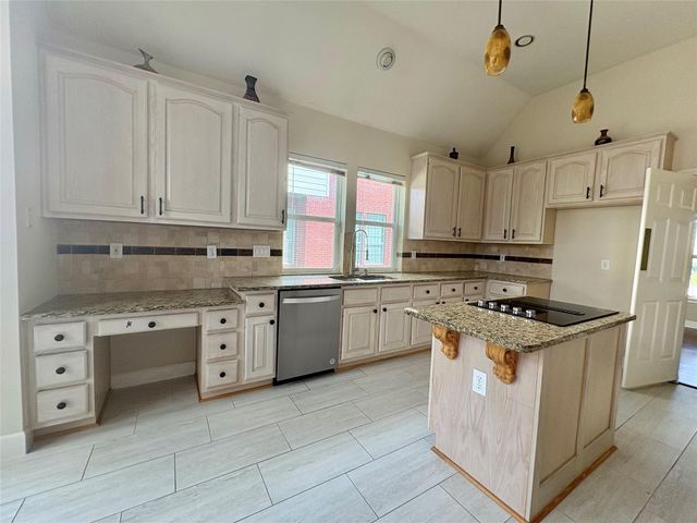 19523 Indian Hawthorn Drive, Houston, TX 77094