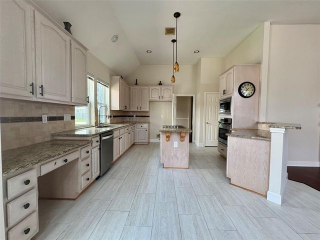 19523 Indian Hawthorn Drive, Houston, TX 77094