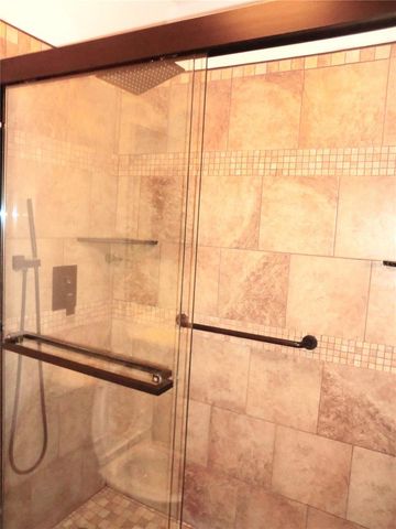201 KINGS BOULEVARD 15, Sun City Center, FL 33573