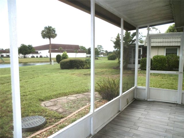 201 KINGS BOULEVARD 15, Sun City Center, FL 33573