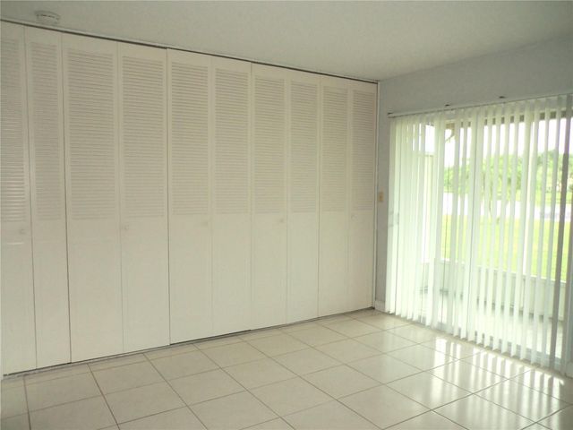 201 KINGS BOULEVARD 15, Sun City Center, FL 33573