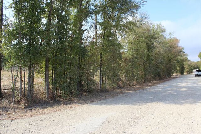 1567 Boggy Creek RD, Lockhart, TX 78644