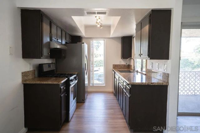 6878 Navajo 32, San Diego, CA 92119