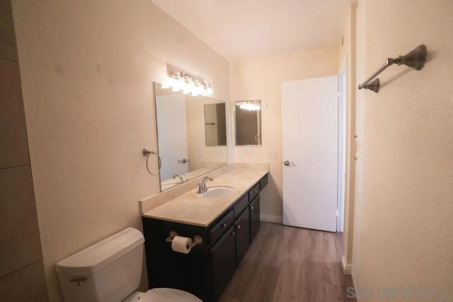 6878 Navajo 32, San Diego, CA 92119