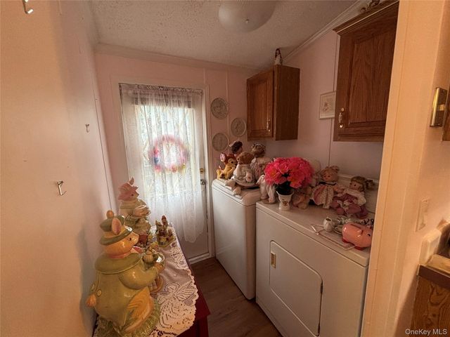 1661 Old Country Road 125, Riverhead, NY 11901