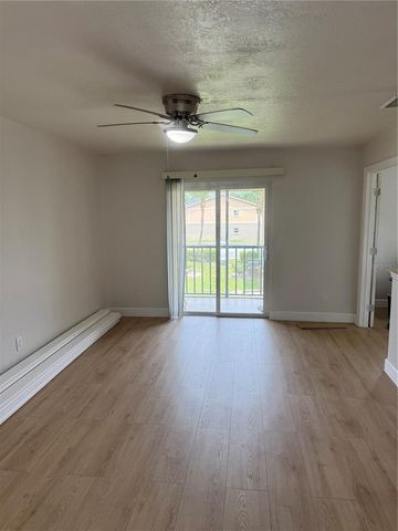 9900 SWEEPSTAKES LANE 4, Orlando, FL 32837