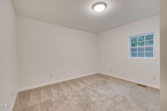1300 Saratoga Road, Kingsport, TN 37660