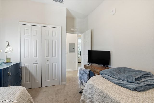 9830 Giaveno CIR 1646, Naples, FL 34113