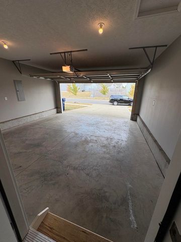 2492 Feathersound Way, Lexington, KY 40511