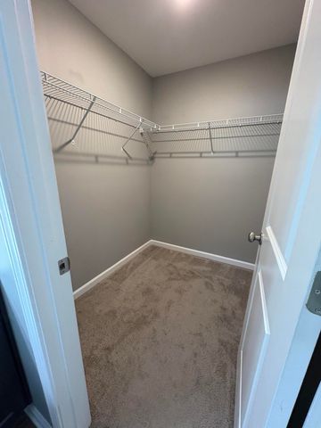 2492 Feathersound Way, Lexington, KY 40511