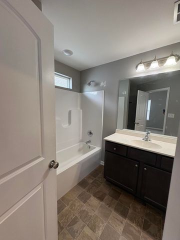 2492 Feathersound Way, Lexington, KY 40511