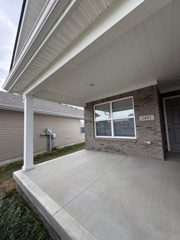 2492 Feathersound Way, Lexington, KY 40511