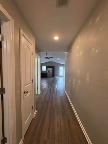 2492 Feathersound Way, Lexington, KY 40511