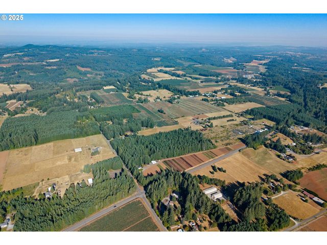 25220 S SPRINGWATER Rd, Estacada, OR 97023