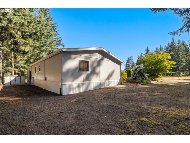 25220 S SPRINGWATER Rd, Estacada, OR 97023