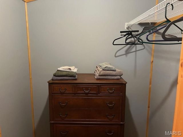 108 Thurman Lake Road, Steelville, MO 65565