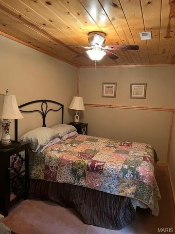 108 Thurman Lake Road, Steelville, MO 65565