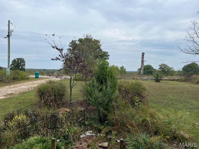 108 Thurman Lake Road, Steelville, MO 65565